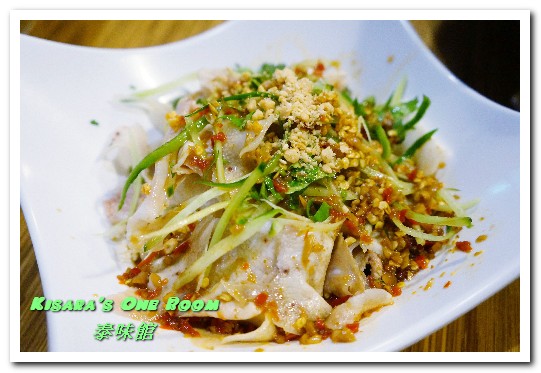 泰味館(桃園店)：桃園泰式料理．令眾人都滿意的現點現炒泰味吃到飽──泰味館