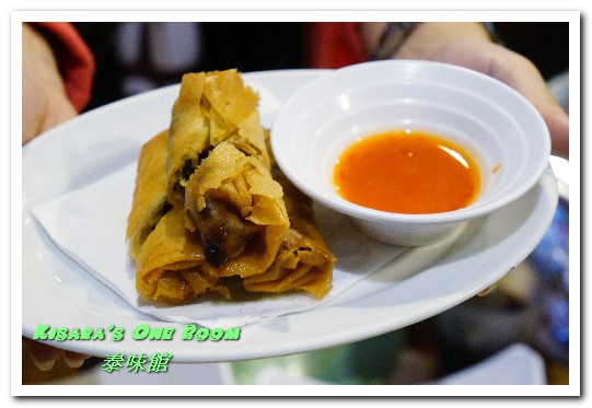 泰味館(桃園店)：桃園泰式料理．令眾人都滿意的現點現炒泰味吃到飽──泰味館