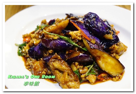 泰味館(桃園店)：桃園泰式料理．令眾人都滿意的現點現炒泰味吃到飽──泰味館