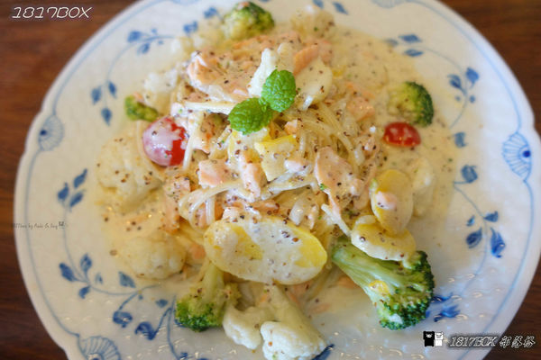 【新竹。東區】辛志平校長故居。新竹市定古蹟。新式空間美學。後棟茶飲。輕食咖啡