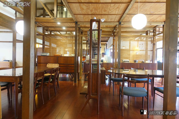【新竹。東區】辛志平校長故居。新竹市定古蹟。新式空間美學。後棟茶飲。輕食咖啡