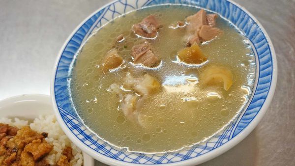 【新竹美食】老黃豬腳大王-Q彈沒有臭腥味的美味豬腳小吃店