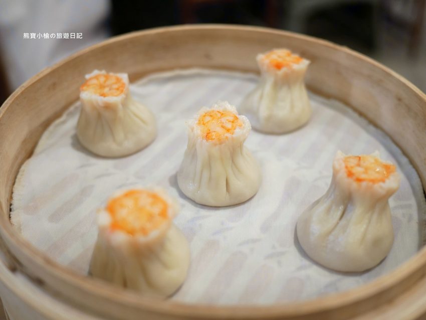 鼎泰豐新竹大遠百店，2020年全新菜單品項價位，米其林一星極品小籠包！蝦仁燒賣、芋泥小籠包、紅油抄手好好吃。 @熊寶小榆の旅遊日記