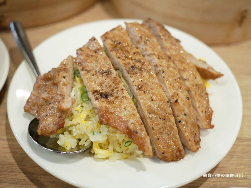 鼎泰豐新竹大遠百店，2020年全新菜單品項價位，米其林一星極品小籠包！蝦仁燒賣、芋泥小籠包、紅油抄手好好吃。 @熊寶小榆の旅遊日記