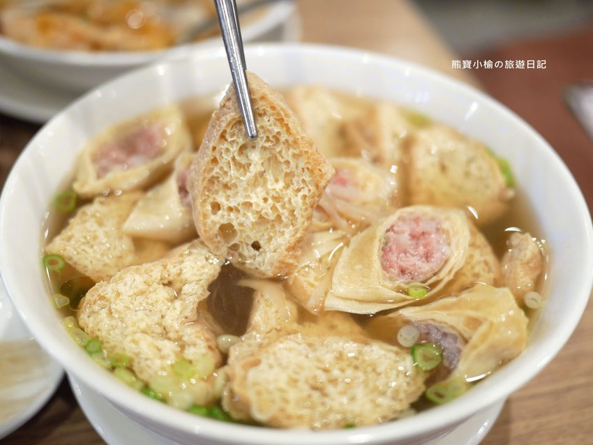 鼎泰豐新竹大遠百店，2020年全新菜單品項價位，米其林一星極品小籠包！蝦仁燒賣、芋泥小籠包、紅油抄手好好吃。 @熊寶小榆の旅遊日記