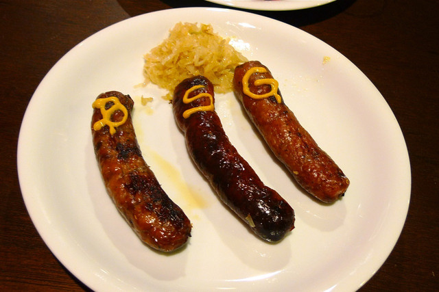 October 2, 2011  [台北] Mr. Sausage's Kitchen 香腸先生的廚房