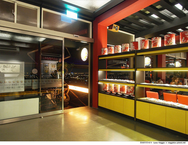 橘子咖啡庭園:【宜蘭 Yilan】橘子咖啡 員山半山腰欣賞宜蘭最美的夜景 橘子咖啡庭園:【宜蘭 Yilan】橘子咖啡 員山半山腰欣賞宜蘭最美的夜景