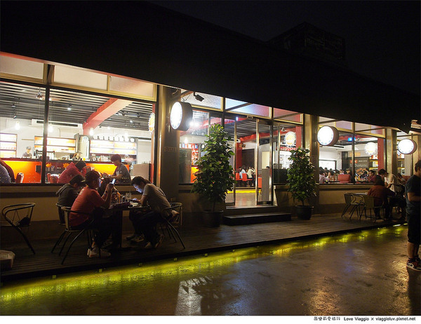 橘子咖啡庭園:【宜蘭 Yilan】橘子咖啡 員山半山腰欣賞宜蘭最美的夜景 橘子咖啡庭園:【宜蘭 Yilan】橘子咖啡 員山半山腰欣賞宜蘭最美的夜景