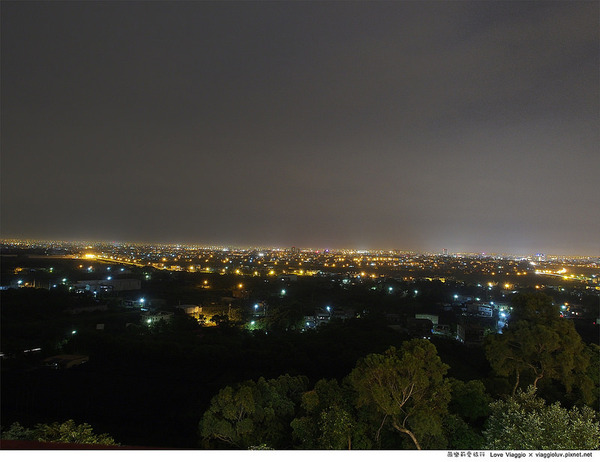 橘子咖啡庭園:【宜蘭 Yilan】橘子咖啡 員山半山腰欣賞宜蘭最美的夜景 橘子咖啡庭園:【宜蘭 Yilan】橘子咖啡 員山半山腰欣賞宜蘭最美的夜景