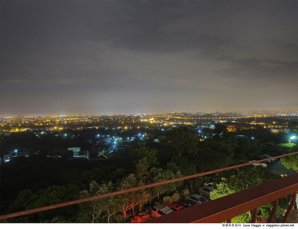 橘子咖啡庭園:【宜蘭 Yilan】橘子咖啡 員山半山腰欣賞宜蘭最美的夜景 橘子咖啡庭園:【宜蘭 Yilan】橘子咖啡 員山半山腰欣賞宜蘭最美的夜景