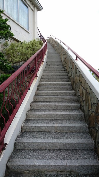 橘子咖啡：宜蘭員山~橘子咖啡景觀餐廳~俯瞰蘭陽平原的美~享受山頂上的寧靜~浪漫的夜景陪伴~真愜意呀~※必看夜景 必去景點※