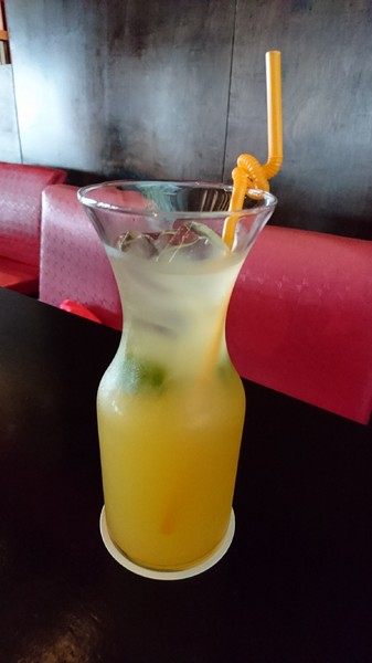 橘子咖啡：宜蘭員山~橘子咖啡景觀餐廳~俯瞰蘭陽平原的美~享受山頂上的寧靜~浪漫的夜景陪伴~真愜意呀~※必看夜景 必去景點※