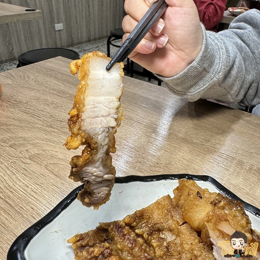 被網友號稱新竹最強炸肉！你們吃過了嗎？--跟著踢小米吃喝玩樂趣