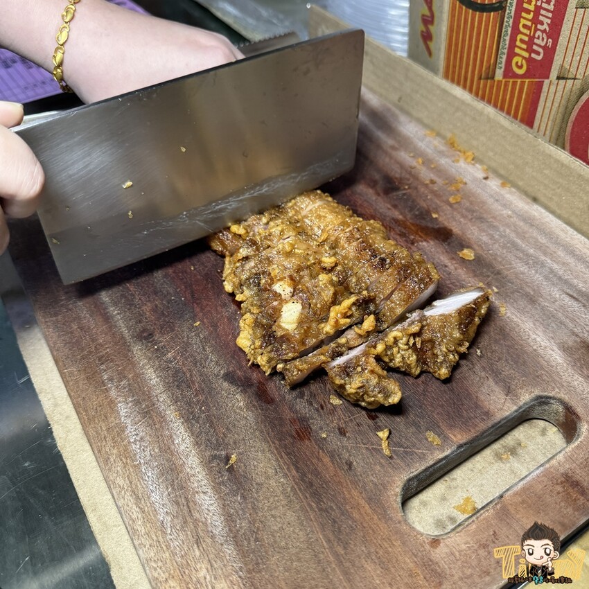 被網友號稱新竹最強炸肉！你們吃過了嗎？--跟著踢小米吃喝玩樂趣