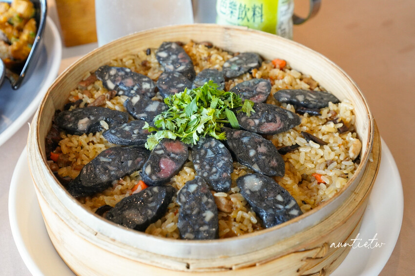 新竹東區必訪功夫菜餐廳，品味竹科工程師最愛烤鴨，享受古色古香用餐體驗