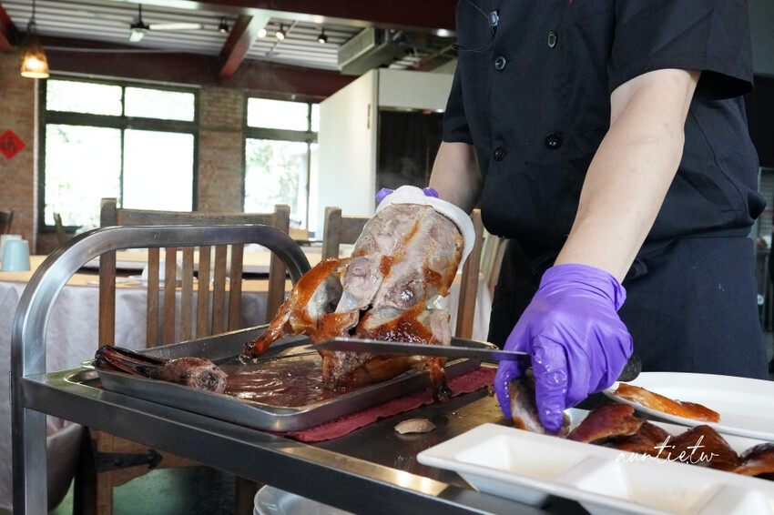 新竹東區必訪功夫菜餐廳，品味竹科工程師最愛烤鴨，享受古色古香用餐體驗