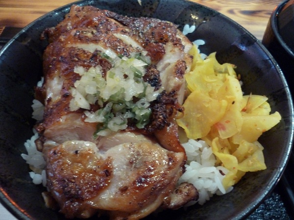 燒丼株式會社：燒肉大碗又滿意--信義威秀二樓的燒丼株式會社