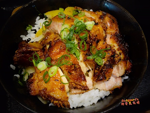 (私心推薦)[信義威秀]名不虛傳、多汁濃厚的醬醪雞腿~燒丼株式會社