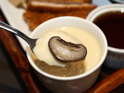 [食記] 新竹 丼飯店。冬天最想吃熱呼呼的~部隊鍋~黃金豬排加價購49元(限平日)!!高CP值、超划算! 新竹必吃、聚餐首選~
