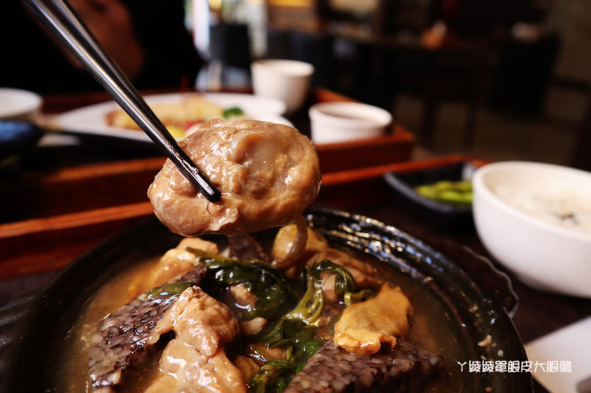 新竹平價丼飯推薦！新竹丼飯店，飲料味噌湯白飯無限享用