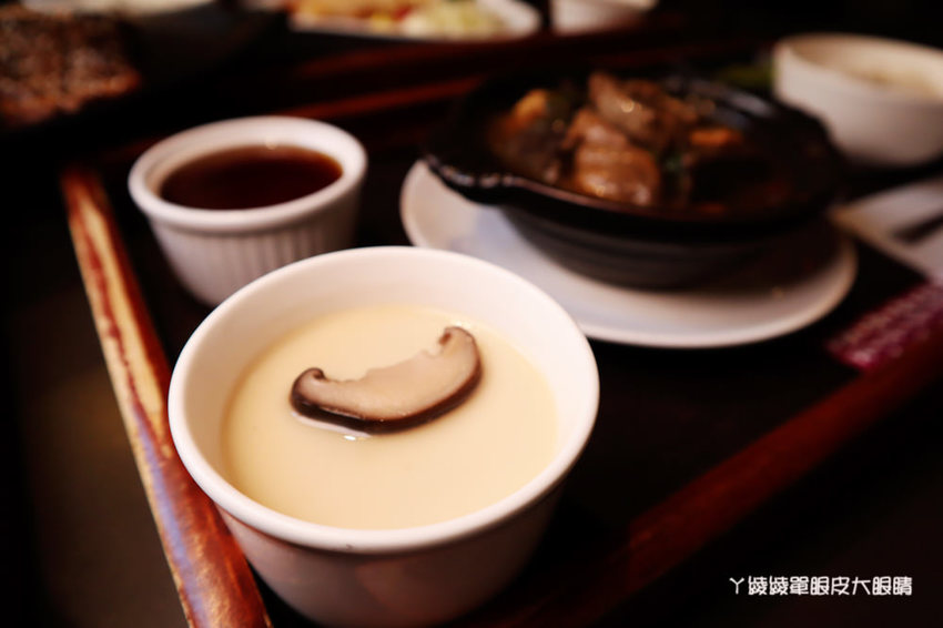 新竹平價丼飯推薦！新竹丼飯店，飲料味噌湯白飯無限享用