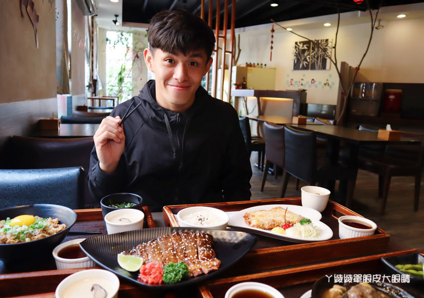 新竹平價丼飯推薦！新竹丼飯店，飲料味噌湯白飯無限享用