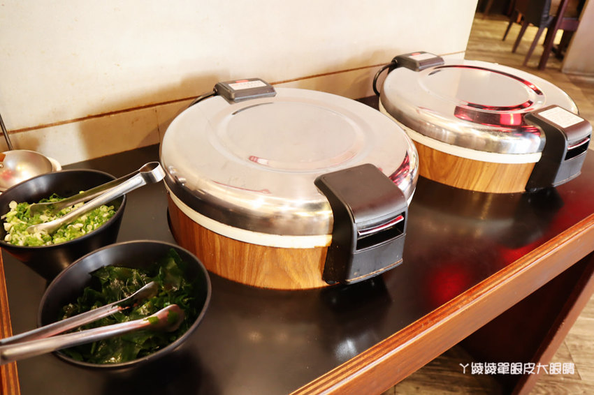 新竹平價丼飯推薦！新竹丼飯店，飲料味噌湯白飯無限享用