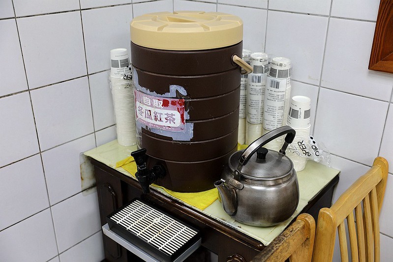 台北信義區北醫吳興街米其林美食穆記牛肉麵53