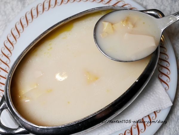 台灣第一家西餐廳【BOLERO波麗路西餐 X VA VA VOOM】穿旗袍吃美食遊古蹟 #迪化街 #大稻埕 #復古風 (19).JPG