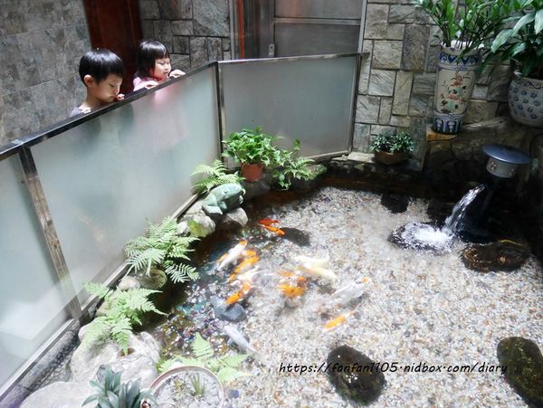 台灣第一家西餐廳【BOLERO波麗路西餐 X VA VA VOOM】穿旗袍吃美食遊古蹟 #迪化街 #大稻埕 #復古風 (3).JPG