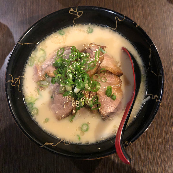 新竹美食-大海拉麵/超厚叉燒濃郁湯頭拉麵/巨城附近拉麵.