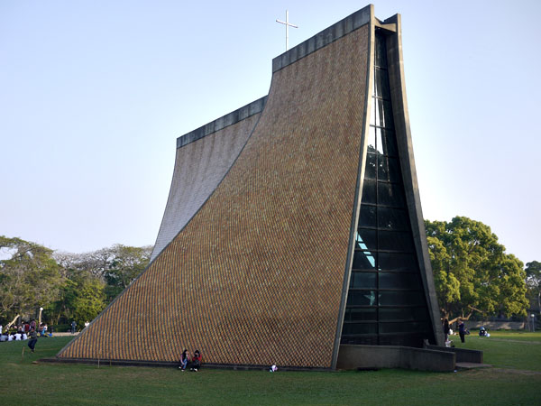 【台中景點】貝聿銘大師的東海大學思路義教堂
