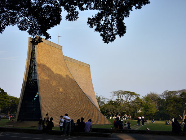 【台中景點】貝聿銘大師的東海大學思路義教堂