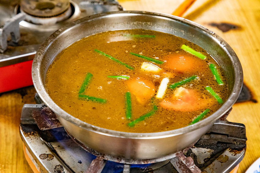 新竹市北區西市汕頭館總店｜越冷生意越火爆！藏身菜市場老牌汕頭沙茶火鍋