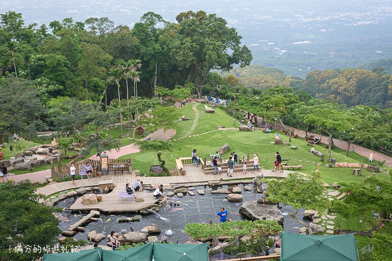 南投市景點》星月天空景觀餐廳 超廣角無敵夜景 在動物園裡下午茶 親子遊樂的好去處 - 滿分的旅遊札記
