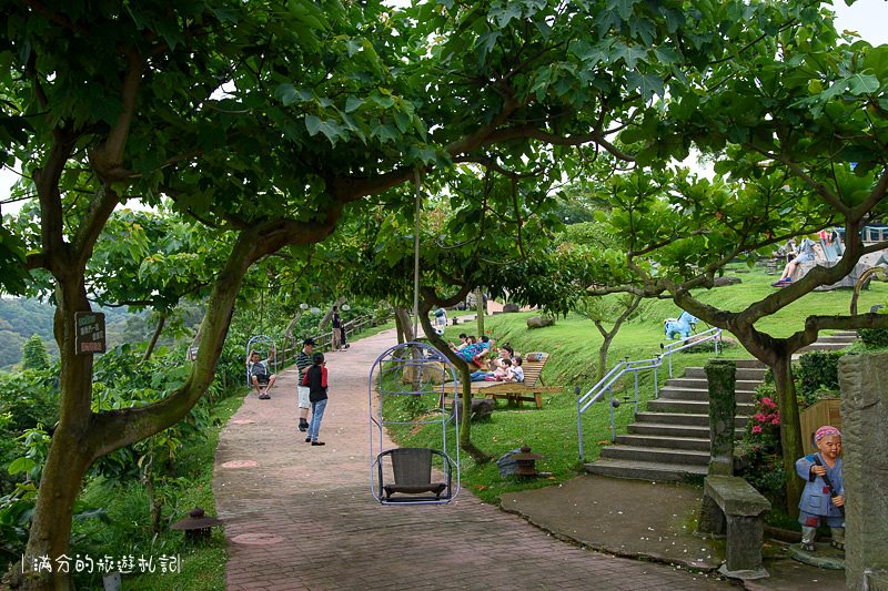 南投市景點》星月天空景觀餐廳 超廣角無敵夜景 在動物園裡下午茶 親子遊樂的好去處 - 滿分的旅遊札記