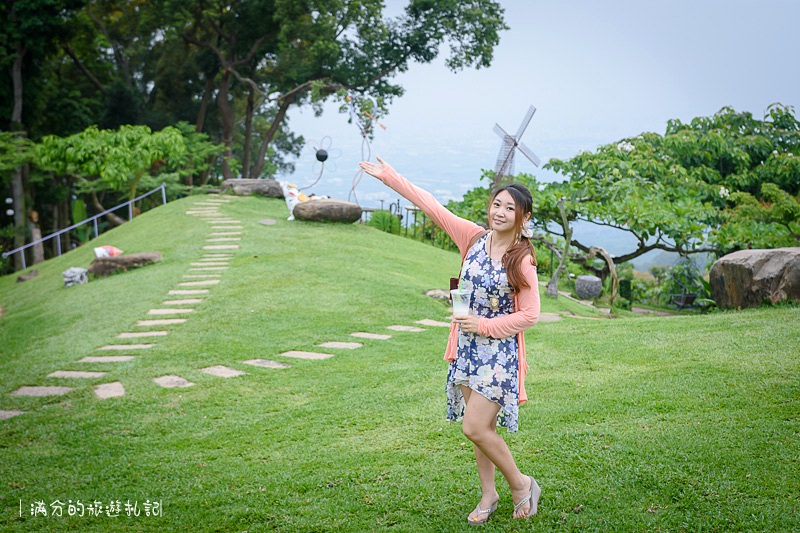 南投市景點》星月天空景觀餐廳 超廣角無敵夜景 在動物園裡下午茶 親子遊樂的好去處 - 滿分的旅遊札記