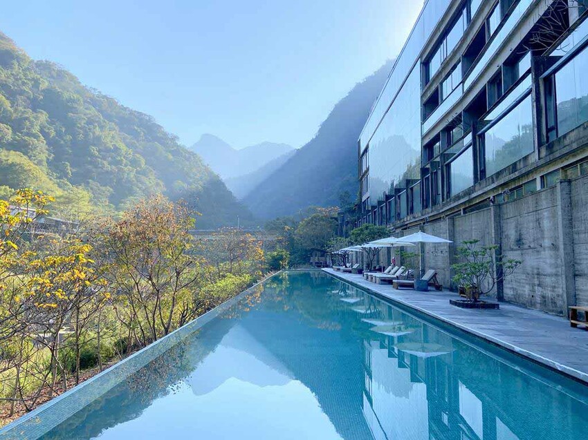 swimming-pool of Onsen Papawaqa
