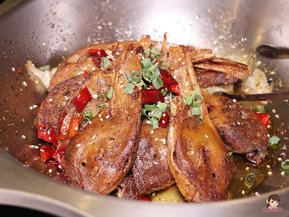 高雄大宅門乾鍋鴨頭