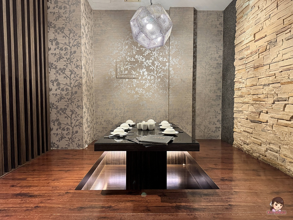 高雄大宅門乾鍋鴨頭