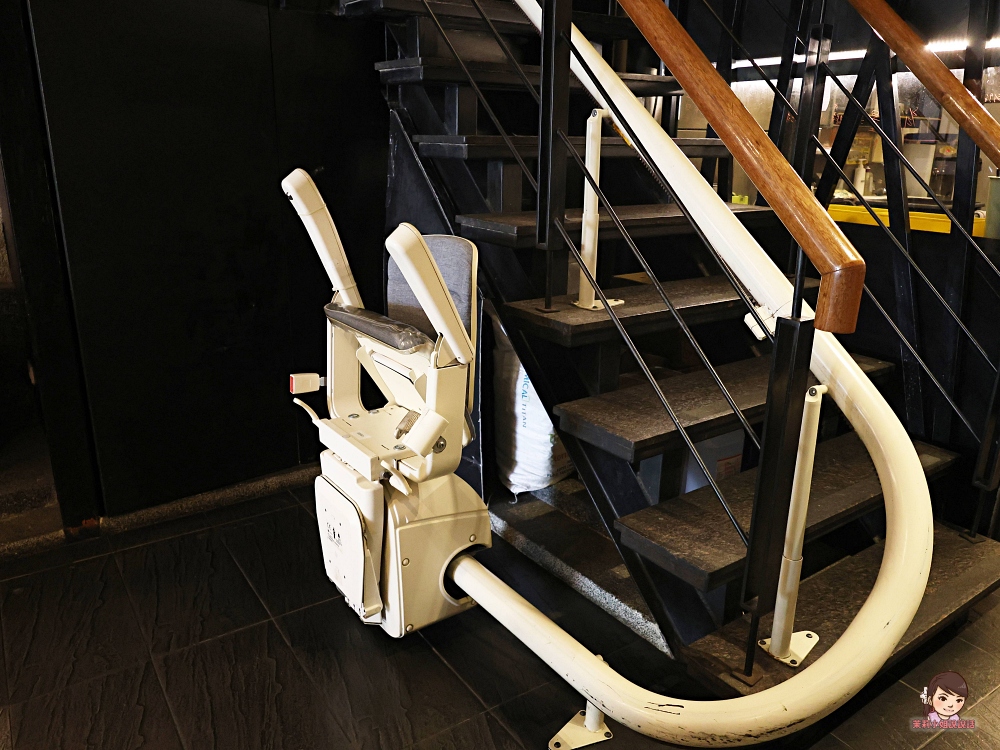 高雄大宅門乾鍋鴨頭