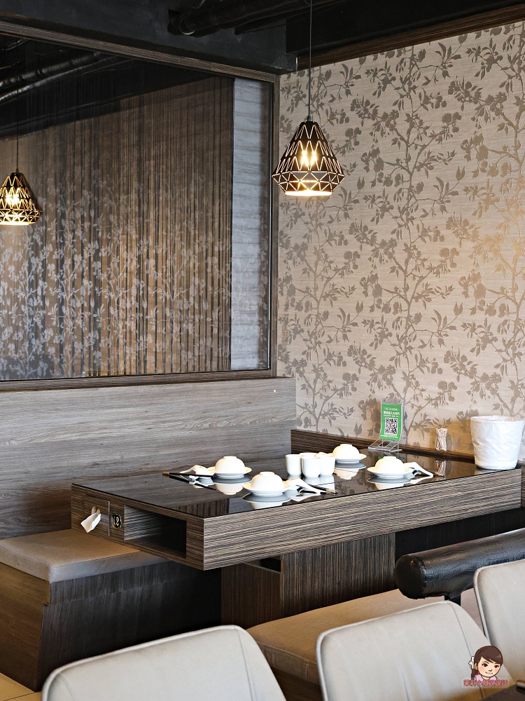 高雄大宅門乾鍋鴨頭