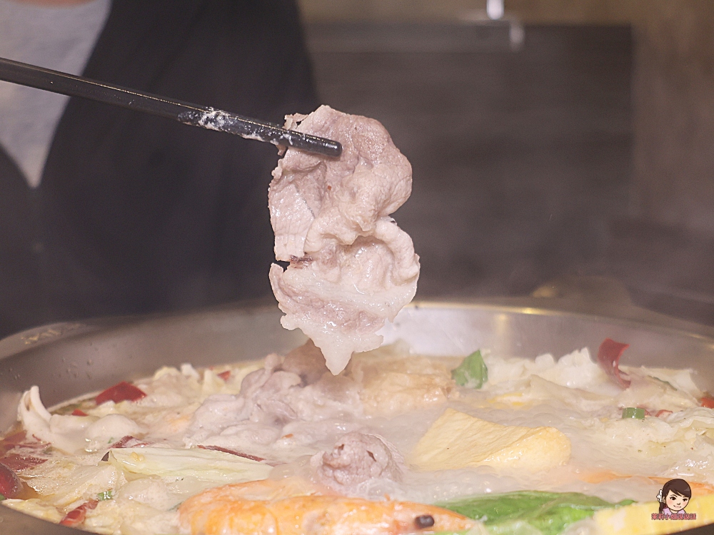 高雄左營聚餐推薦一鍋兩吃變火鍋