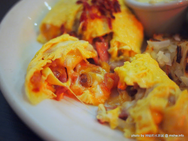 LAZY BIRD雷利彼德美式餐廳:【景點】桃園Lazy Bird雷利彼得美式餐廳.早午餐&漢堡&飲品@中壢 : 便宜美味的懶鳥早午餐蛋捲 LAZY BIRD雷利彼德美式餐廳:【景點】桃園Lazy Bird雷利彼得美式餐廳.早午餐&漢堡&飲品@中壢 : 便宜美味的懶鳥早午餐蛋捲