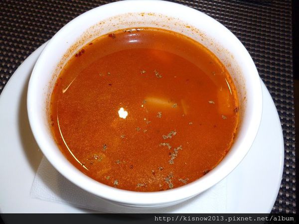 班格斯34-蕃茄湯.JPG