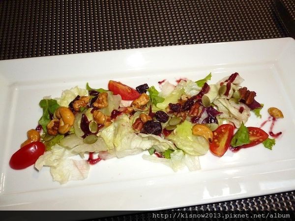 班格斯48-野莓堅果沙拉.JPG