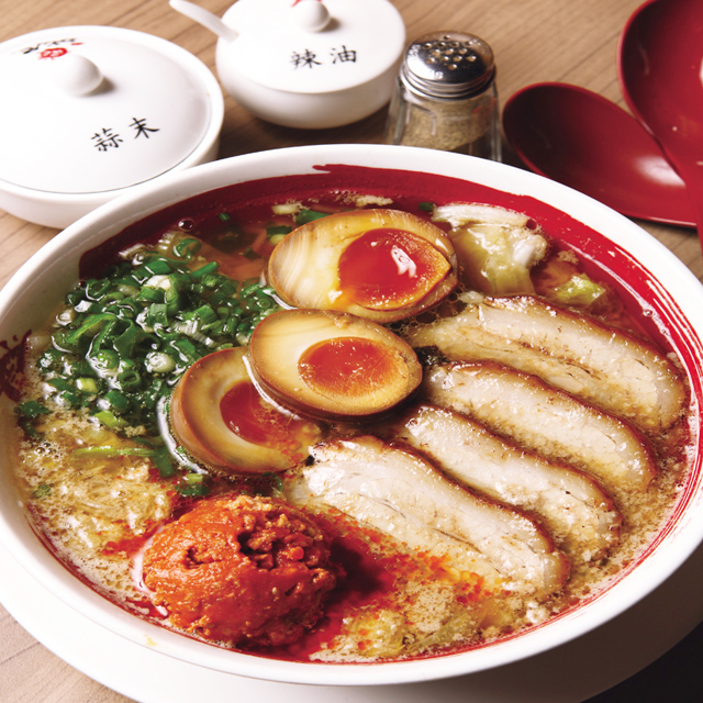 點我看不吃不可的人氣拉麵連鎖店喔!