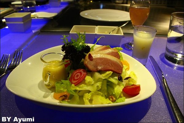 Mosun 墨賞新鐵板料理：[食記]♥Mosun墨賞新鐵板料理♥精緻美味一級棒、忠孝敦化七號出口旁！！！