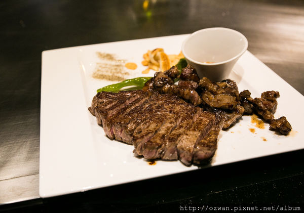 [吃喝]時尚簡約舒適浪漫感動～墨賞新鐵板料理MOSUN