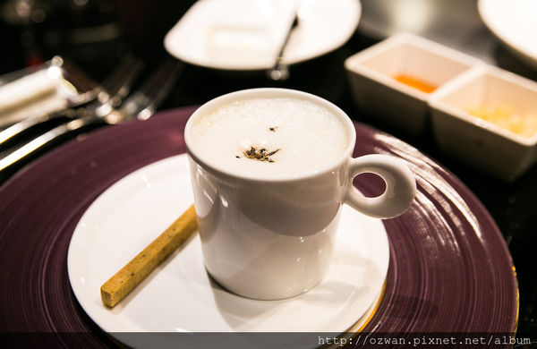 [吃喝]時尚簡約舒適浪漫感動～墨賞新鐵板料理MOSUN